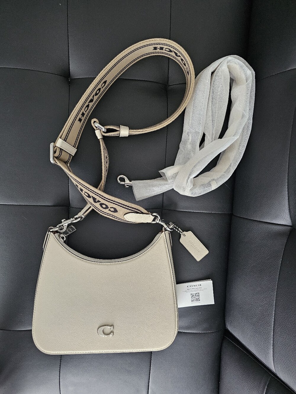 Authentic Coach Chalk Pebbled Leather Crossbody with Signature Strap